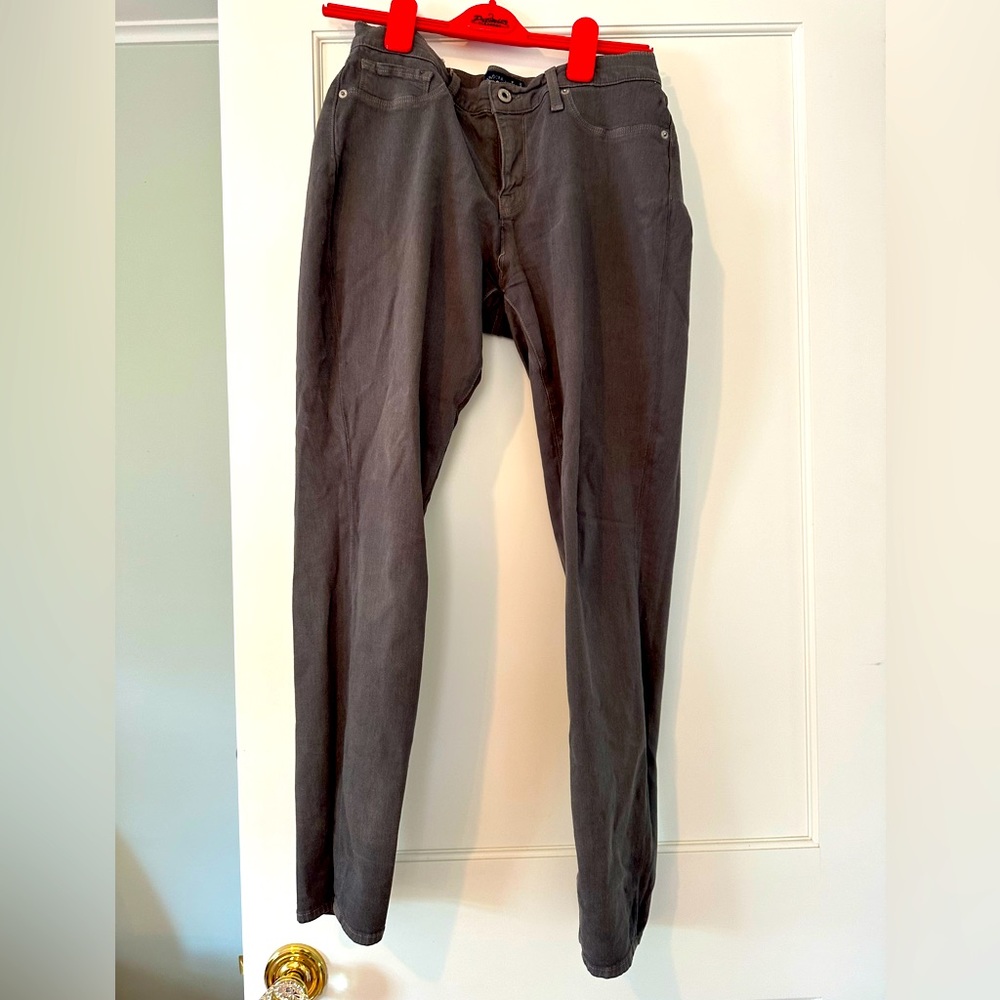 Gray Lucky Brand skinny jeans